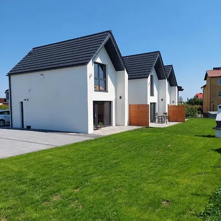 Feriehus Alefala - Kameralne Domki, Tylko 3 Na Posesji